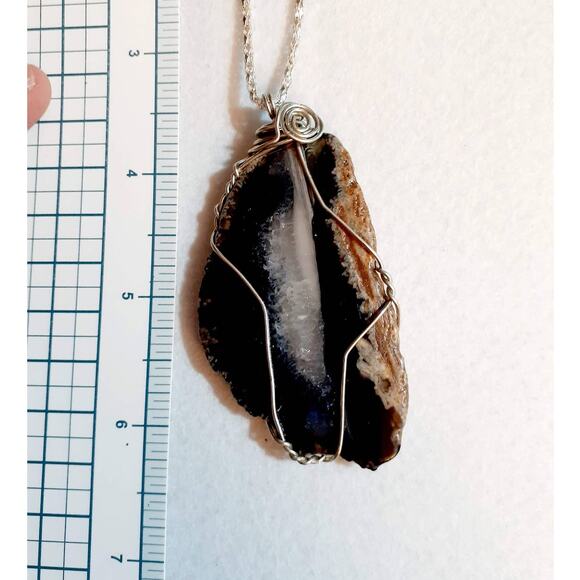 Wire Wrap Black/Grey Agate Slice Pendant Necklace - Picture 4 of 5